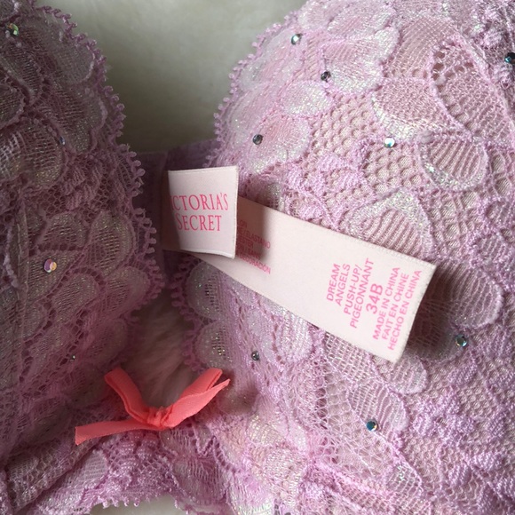 Pink VS push up bra - Picture 3 of 5